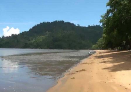 Pantai Tambak Rawang, 1. Pantai Pasir Mayang, 2. Bukit Begentar, 3. Bukit Mendale, 4. Taman Wisata Mangrove Sukadana, 5. Pulau Maya Karimata, 6. Pulau Kepayang, 7. Pantai Tambak Rawang, 8. Bukit Bulan, 9. Pulau Serutu, 10. Makam Gusti Panji, 11. Pulau Pelapis, 12. Kepulauan Karimata, 13. Pantai Batu Teritip, 14. Mesjid Oesman Al Khair, 15. Batu Cap, 16. Makam Raja Tengku Akil, 17. Sungai Betok, 18. Taman Nasional Gunung Palung, 19. Pantai Pulau Datok, 20. Air Pauh, 21. Air Terjun Bidadari, 22. Gunung Cabang, 23. Pantai Tanjuru, 24. Air Terjun Lubuk Baji, 25. Air Terjun Batu Pahat