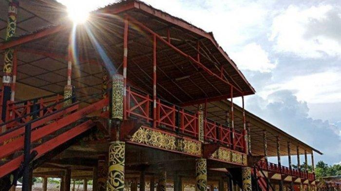 Rumah Panjang via Tribunnews, 1. Air Terjun Saka Dua, 2. Air Terjun Pancur Aji, 3. Air Terjun Riam Macan, 4. Air Terjun Riam Asam Telogah, 5. Riam Baper Zone, 6. Air Terjun Kujato, 7. Bukit Bellew, 8. Gunung Tiong Kandang, 9. Air Terjun Kajang, 10. Bukit Bengkawan, 11. Bukit Bakmunt, 12. Air Terjun Gurong Maloh, 13. Air Terjun Siling Embangai, 14. Wisata Air Terjun Entugun, 15. Kampung Wisata Sentana, 16. Jembatan Gantung Sekayam, 17. Air Terjun Nosok, 18. Hutan Belian Pulo Mas, 19. Air Terjun Jitok, 20. Keraton Surya Negara, 21. Batu Garam, 22. Masjid Agung Al Muawanah, 23. Hutan Kota Sabang Merah, 24. Danau Lait, 25. Air Terjun Gunung Naning, 26. Padong Buaya, 27. Bukit Boruh, 28. Rumah Panjang, 29. Sipatn Lotup, 30. Air Terjun Sirin Punti, 31. Wisata Goa Thang Raya, 32. My Dream Sanggau, 33. Batu Posok, 34. Kampung Santana, 35. Riam Kuta