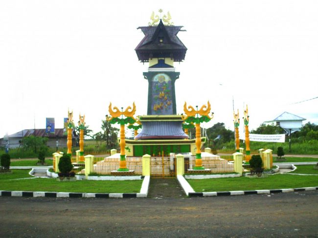 Tugu Terigas Sambas via Sambasgoid, 1. Pulau Selimpai, 2. Tugu Terigas Sambas, 3. Pantai Temajuk, 4. Pantai Kalang Bahu, 5. Makam Keramat Bantilan, 6. Monument Ketupat Berdarah, 7. Pantai Camar Wulan, 8. Pantai Bukit Raya Putri Serai, 9. Pantai Tanjung Batu, 10. Pantai Mauludin, 11. Tanjung Dato, 12. Sungai Sambas, 13. Pantai Tanjung Bendera, 14. Pantai Dungun Laut, 15. Taman Wisata Alam Gunung Asuansang, 16. Masjid Jami’ Keraton Sambas, 17. Jembatan Sambas, 18. Danau Sebedang, 19. Pantai Kampak Indah, 20. Pantai Putri Serayi, 21. Kebun Raya Sambas, 22. Pantai Selimpai, 23. Pantai Tanjung Kemuning, 24. Pantai Tanjung Datu, 25. Keraton Sambas, 26. Pantai Mutusan, 27. Pantai Sinam, 28. Vihara Bumi Raya Pemangkat, 29. Museum Negeri Perjuangan, 30. Taman Wisata Alam Gunung Melintang, 31. Air Terjun Berasap, 32. Pantai Polaria, 33. Air Terjun Riam Canggat, 34. Istana Alwatzikoebillah, 35. Gereja Katolik Kristus Raja Paroki Sambas, 36. Taman Wisata Alam Tanjung Belimbing, 37. Pantai Arum Medang, 38. Taman LUNGGI Sambas, 39. Danau Biru Selakau Timur, 40. Pantai Batu Nenek, 41. Air Terjun Riam Merasap, 42. Bukit Liteng, 43. Pos Lintas Batas Negara Aruk, 44. Goa Alam Santok