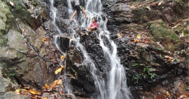 Wisata Air Terjun Sambora via Locations-Indonesia.blogspotcom, 1. Taman Mempawah, 2. Pantai Jungkat, 3. Mempawah Mangrove Park, 4. Sebukit Rama, 5. Wisata Nusantara, 6. Bukit Seliung, 7. Sungai Mempawah, 8. Pantai Paku Pulau Temajo, 9. Makam Habib Husein Al Qadri, 10. Pantai Ancol Penibung, 11. Wisata Air Terjun Sambora, 12. Polaria Tanjung Pagar, 13. Goa Alam Santok, 14. Istana Amantubillah, 15. Pantai Kijing, 16. Danau Hijau, 17. Bukit Peniraman, 18. Wisata Pemandian Di Kaki Bukit Anjongan, 19. Bukit Wangkang, 20. Makam Opu Daeng Manambon, 21. Pantai Tanjung Burung