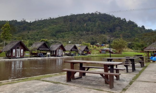 Aek Sabaon via Beritamusi - Tempat Wisata di Tapanuli Selatan, 1. Wisata Air Parsariran, 2. Danau Siais, 3. Aek Sijorni, 4. Gunung Sibual – Buali, 5. Bukit Tor Simago – Mago, 6. Air Terjun Silima – lima, 7. Pemandian Air Panas Aek Nabara, 8. Air Terjun Sisundung Parsalakan, 9. Air Terjun Aek Malakkut, 10. Aek Sabaon, 11. Danau Marsabut, 12. Air Terjun Sisoma, 13. Benteng Huraba, 14. Pantai Muara Upu, 15. Cekdam Pargarutan, 16. Kantor Bupati Tapanuli Selatan, 17. Air Terjun Siborpa, 18. Puncak Tunggal Birong, 19. Sampuran Damparan, 20. Tor Simago – mago