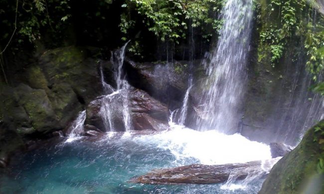 Air Terjun Mamabu via Gobatak - tempat wisata di Pakpak Bharat, 1. Air Terjun Sipitu Lae Petulan, 2. Air Terjun Lae Une, 3. Air Terjun Simbilulu, 4. Air Terjun Lae Singgabit, 5. Air Terjun Mamabu, 6. Air Terjun Tonduhan, 7. Kebun Teh Sidamanik, 8. Sumur Eluh Berru Tinambunen, 9. Batu Tettal, 10. Mejan Penanggaleng, 11. Sibande, 12. Puncak Sindeka, 13. Sicike – cike, 14. Delleng Simpon, 15. Rafting Lae Kombih, 16. Kolam Renang Impana, 17. Tugu Pemekaran