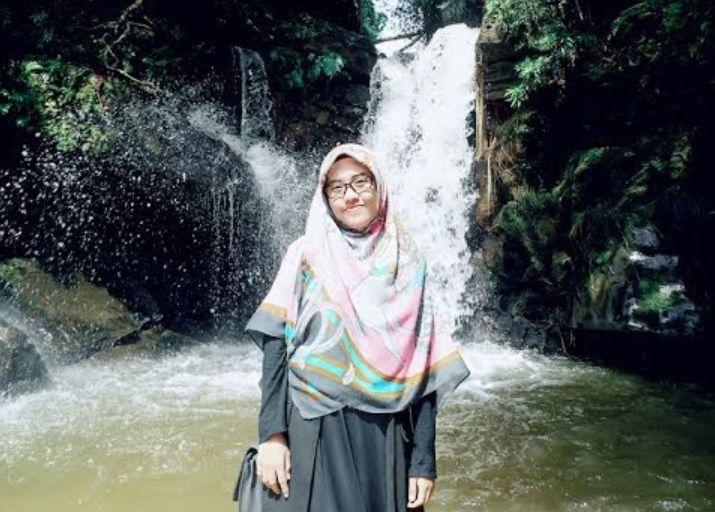 Air Terjun Katobung, 1. Danau Tao, 2. Batu Kapur Paranginan, 3. Air Terjun Siranap, 4. Aek Siraisan, 5. Aek Milas Paringgonan Sibuhuan, 6. Air Terjun Katobung, 7. Desa Bangun Purba, 8. Pasar Sibuhuan, 9. Candi Bahal, 10. Candi Tandihat, 11. Candi Sipamutung, 12. Danau Gayambang, 13. Waterboom Gunung Tua Paluta, 14. Candi Sangkilon, 15. Bendungan Janjimanahan Sil, 16. Aek Hapung, 17. Danau Tasik, 18. Parmata Sapihak, 19. Hutan Lindung Sosopan