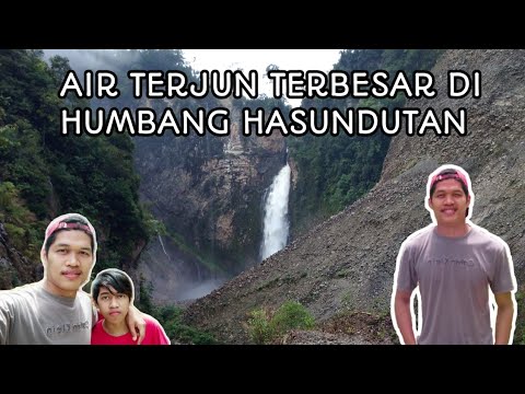 Air Terjun Sipulak via Youtube - tempat wisata di Humbang Hasundutan, 1. Air Terjun Pollung, 2. Air Terjun Simolap, 3. Tugu Salak Pakkat, 4. Air Terjun Simamora, 5. Air Terjun Janji, 6. Wisata Geosite Sipinsur, 7. Istana Sisingamangaraja, 8. Tombak Sulusulu, 9. Pemandian Aek Sitio – tio, 10. Aek Sipangolu Bakkara, 11. Air Terjun Sibokkik, 12. Air Terjun Sipulak, 13. Air Terjun Huta Ambasang, 14. Batu Hundul – Hundulan, 15. Hariara Tungkot, 16. Aek Sipangolu Bakkara, 17. Pulau Simamora, 18. Bukit Bakara, 19. Danau Tao Silosung, 20. Restoran Apung Desa Tipang