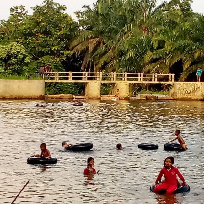 Bendungan Janjimanahan Sil, 1. Barumun Nagari Wildlife Sanctuary, 2. Danau Tasik, 3. Tor Sipupur, 4. Batu Kapur Paranginan, 5. Gua Tuktuk, 6. Waterboom Gunung Tua, 7. Gua Liak Kabor, 8. Sampuran Simarloting, 9. Air Terjun Siranap, 10. Candi Pulo, 11. Kebun Binatang Gunung Tua, 12. Candi Naga Seribu, 13. Danau Tao, 14. Danau Tasik, 15. Desa Bangun Purba, 16. Bendungan Janji Manahan Sil, 17. Masjid Raya Gunung Tua, 18. Danau Sagayung, 19. Puncak Paluta, 21. Sampuran (Air Terjun) Silombuk, 22. Air Terjun Parigi