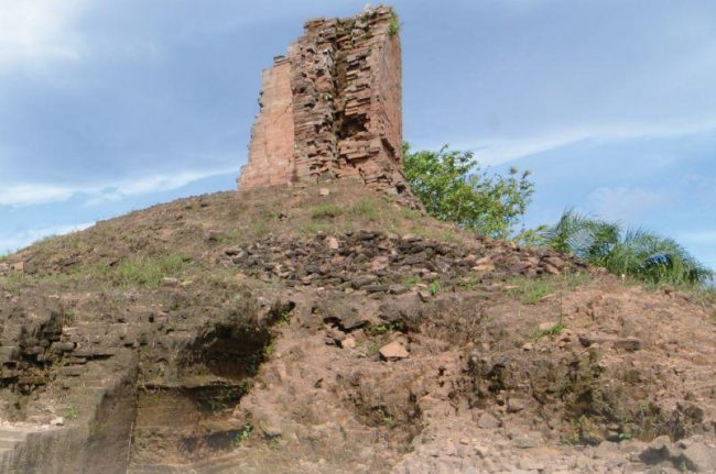 Candi Sangkilon - tempat wisata di Padang Lawas, 1. Danau Tao, 2. Batu Kapur Paranginan, 3. Air Terjun Siranap, 4. Aek Siraisan, 5. Aek Milas Paringgonan Sibuhuan, 6. Air Terjun Katobung, 7. Desa Bangun Purba, 8. Pasar Sibuhuan, 9. Candi Bahal, 10. Candi Tandihat, 11. Candi Sipamutung, 12. Danau Gayambang, 13. Waterboom Gunung Tua Paluta, 14. Candi Sangkilon, 15. Bendungan Janjimanahan Sil, 16. Aek Hapung, 17. Danau Tasik, 18. Parmata Sapihak, 19. Hutan Lindung Sosopan