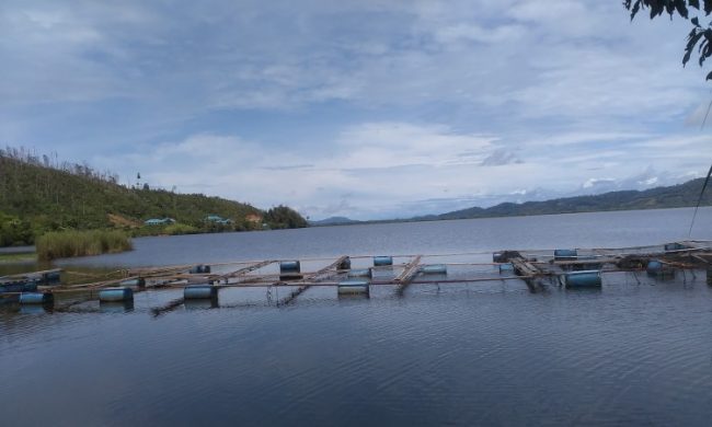 Cekdam Pargarutan via Baringin-sangkunur.blogspotcom, 1. Wisata Air Parsariran, 2. Danau Siais, 3. Aek Sijorni, 4. Gunung Sibual – Buali, 5. Bukit Tor Simago – Mago, 6. Air Terjun Silima – lima, 7. Pemandian Air Panas Aek Nabara, 8. Air Terjun Sisundung Parsalakan, 9. Air Terjun Aek Malakkut, 10. Aek Sabaon, 11. Danau Marsabut, 12. Air Terjun Sisoma, 13. Benteng Huraba, 14. Pantai Muara Upu, 15. Cekdam Pargarutan, 16. Kantor Bupati Tapanuli Selatan, 17. Air Terjun Siborpa, 18. Puncak Tunggal Birong, 19. Sampuran Damparan, 20. Tor Simago – mago