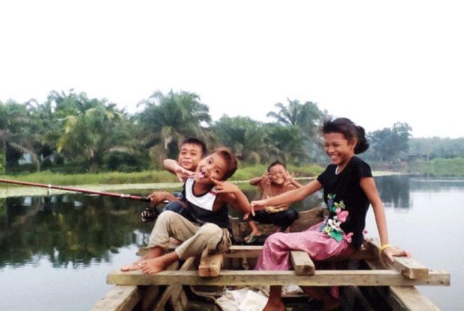 Danau Gayambang - tempat wisata di Padang Lawas, 1. Danau Tao, 2. Batu Kapur Paranginan, 3. Air Terjun Siranap, 4. Aek Siraisan, 5. Aek Milas Paringgonan Sibuhuan, 6. Air Terjun Katobung, 7. Desa Bangun Purba, 8. Pasar Sibuhuan, 9. Candi Bahal, 10. Candi Tandihat, 11. Candi Sipamutung, 12. Danau Gayambang, 13. Waterboom Gunung Tua Paluta, 14. Candi Sangkilon, 15. Bendungan Janjimanahan Sil, 16. Aek Hapung, 17. Danau Tasik, 18. Parmata Sapihak, 19. Hutan Lindung Sosopan