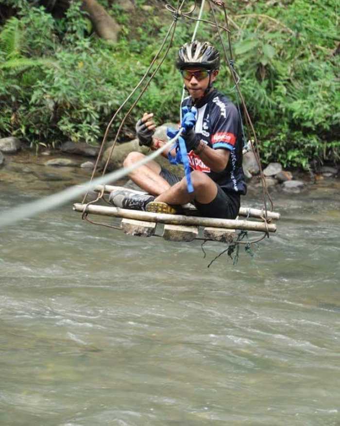 Dusun Kreatif Deli Serdang via IG @indradk_, 1. Air Terjun Tanjung Raja, 2. Danau Linting, 3. Gua dan Air Panas Penen, 4. Air Terjun Terunggang, 5. Armaya Wisata Alam, 6. Pantai Salju, 7. Taman The Le Hu Garden, 8. Dusun Kreatif Deli Serdang, 9. Siba Island, 10. Waterpark Bima Utomo Internasional, 11. Wisata Green Hill City Sibolangit, 12. Air Terjun Sampuren Putih, 13. Air Terjun Pelangi Indah, 14. Taman Buah Lubuk Pakam, 15. Air Terjun dan Lembah Loknya, 16. Air Terjun Betala, 17. Air Terjun Dua Warna, 18. Kolam Dewi, 19. Posko Air Terjun Satu Hati, 20. Vihara Vimalakirti, 21. Bumi Perkemahan Pramuka Sibolangit, 22. Tugu Pramuka, 23. Hillpark Sibolangit, 24. Pemandian Alam Karomah, 25. Pemandian Alam Mitra, 26. Training Center Sayum Sabah, 27. Pemandian Alam Tirta Sayum Sabah, 28. T Garden, 29. Hairos Waterpark, 30. Kampung Ladang Outbound, 31. Kota Wisata Jaharun Center, 32. Pemandian Alam Sini Suka Sibiru – biru, 33. Air Terjun Sampuren Putih, 34. Negeri Suah, 35. Kemegahan Bandara Kuala Namu, 36. Martabe Sejahtera Golf Club, 37. Pemandian Alam Lau Sigembur, 38. Taman Rekreasi Dewi Sibolangit, 39. Taman Pramuka, 40. Pantai Muara Indah, 41. Maha Vihara Maitreya, 42. Menikmati Kuliner Bagan Percut