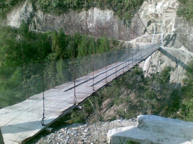 Jembatan Gantung Tornagodang, 1. Pusuk Buhit, 2. Desa Wisata Tomok, 3. Kota Pangururan, 4. Panatapan Parhallow View Point, 5. Tano Ponggol, 6. Pemandian Air Panas Rianiate, 7. Batu Guru, 8. Pantai Sigurgur Resort, 9. Pondok Wisata Lagundri, 10. Pantai Bebas Sukkean, 11. Bukit Beta, 12. Batu Kursi Raja Siallagan, 13. Danau Sidihoni, 14. Pulau Tao, 15. Taman Doa Getsemani, 16. Dermaga Jetty Samosir, 17. Pantai Lumban Parmonangan, 18. Bukit Holbung, 19. Desa Lumban Suhi – suhi, 20. Museum Huta Bolon Simanindo, 21. Puncak Sidiangkat, 22. Air Terjun Situmurun, 23. Bukit Simarjarunjung, 24. Museum Batak, 25. Aek Rangat Pangururan, 26. Lembah Bakkara, 27. Menara Pandang Tele, 28. Museum T.B. Silalahi Center, 29. Bukit Tarabunga, 30. Pantai Meat, 31. Pasar Balige, 32. Jembatan Gantung Tornagodang, 33. Puncak Pakodian, 34. Air Terjun Sialogo, 35. Goa Aek Buangan