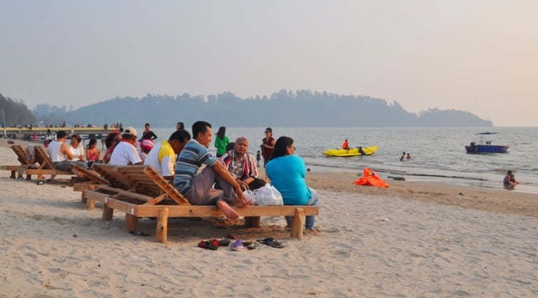 Pantai Bosur via Smartnewstapanuli, 1. Pulau Kalimantung, 2. Wisata Sejarah Titik Nol Islam Nusantara, 3. Pulau Mursala, 4. Pulau Putri, 5. Pulau Pandan, 6. Pantai Kade Tigo Barus, 7. Pulau Poncan, 8. Aek Sijorni, 9. Pantai Sindeas, 10. Pulau Karang, 11. Makam Mahligai dan Makam Papan Tinggi Barus, 12. Pantai Bosur, 13. Pulau Pasir Putih, 14. Pulau Poncang Gadang, 15. Pantai Batu Gajah, 16. Air Terjun Silaklak, 17. Pantai Binasi, 18. Air Terjun Silima-Lima, 19. Pulau Bakar, 20. Air Terjun Sihobuk, 21. Air Terjun Labuan Nasonang, 22. Air Terjun Gorbus