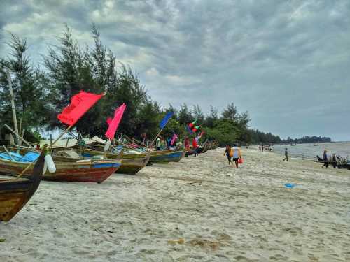 Pantai Kuala Putri via IG @isan_agusti, 1. Pulau Berhala, 2. Pantai Pondok Permai, 3. Pantai Mutiara Indah, 4. Air Terjun Sempuran Widuri, 5. Pantai Cermin, 6. Pantai Klang, 7. Kampoeng Nipah, 8. Pantai Cermin Theme Park, 9. Pemandian Batu Nongol, 10. Ancol Arum Jeram, 11. Pantai Romantis, 12. Romance Padi, 13. Pasar Bengkel, 14. Pantai Gudang Garam, 15. Pantai Sri Mersing, 16. Kampung Bali Serdang Bedagai, 17. Sipispis Arung Jeram, 18. Pantai Mangrove, 19. Pantai Bali Lestari, 20. Pantai Cemara Kembar, 21. Pantai Kuala Putri, 22. Pantai Sentang