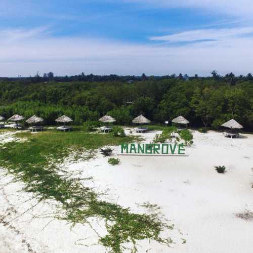 Pantai Mangrove via IG @indraswardana, 1. Pulau Berhala, 2. Pantai Pondok Permai, 3. Pantai Mutiara Indah, 4. Air Terjun Sempuran Widuri, 5. Pantai Cermin, 6. Pantai Klang, 7. Kampoeng Nipah, 8. Pantai Cermin Theme Park, 9. Pemandian Batu Nongol, 10. Ancol Arum Jeram, 11. Pantai Romantis, 12. Romance Padi, 13. Pasar Bengkel, 14. Pantai Gudang Garam, 15. Pantai Sri Mersing, 16. Kampung Bali Serdang Bedagai, 17. Sipispis Arung Jeram, 18. Pantai Mangrove, 19. Pantai Bali Lestari, 20. Pantai Cemara Kembar, 21. Pantai Kuala Putri, 22. Pantai Sentang