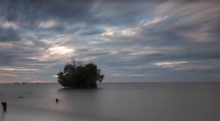 Pantai Muara Indah Foto by Karnadi Lim - Tempat Wisata Di Deli Serdang, 1. Air Terjun Tanjung Raja, 2. Danau Linting, 3. Gua dan Air Panas Penen, 4. Air Terjun Terunggang, 5. Armaya Wisata Alam, 6. Pantai Salju, 7. Taman The Le Hu Garden, 8. Dusun Kreatif Deli Serdang, 9. Siba Island, 10. Waterpark Bima Utomo Internasional, 11. Wisata Green Hill City Sibolangit, 12. Air Terjun Sampuren Putih, 13. Air Terjun Pelangi Indah, 14. Taman Buah Lubuk Pakam, 15. Air Terjun dan Lembah Loknya, 16. Air Terjun Betala, 17. Air Terjun Dua Warna, 18. Kolam Dewi, 19. Posko Air Terjun Satu Hati, 20. Vihara Vimalakirti, 21. Bumi Perkemahan Pramuka Sibolangit, 22. Tugu Pramuka, 23. Hillpark Sibolangit, 24. Pemandian Alam Karomah, 25. Pemandian Alam Mitra, 26. Training Center Sayum Sabah, 27. Pemandian Alam Tirta Sayum Sabah, 28. T Garden, 29. Hairos Waterpark, 30. Kampung Ladang Outbound, 31. Kota Wisata Jaharun Center, 32. Pemandian Alam Sini Suka Sibiru – biru, 33. Air Terjun Sampuren Putih, 34. Negeri Suah, 35. Kemegahan Bandara Kuala Namu, 36. Martabe Sejahtera Golf Club, 37. Pemandian Alam Lau Sigembur, 38. Taman Rekreasi Dewi Sibolangit, 39. Taman Pramuka, 40. Pantai Muara Indah, 41. Maha Vihara Maitreya, 42. Menikmati Kuliner Bagan Percut