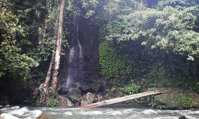 Pemandian Alam Pantai Florida Langkat via Kompasiana, 1. Air Terjun Siluman, 2. Kolam Abadi Langkat, 3. Namu Sira – sira, 4. Pemandian Alam Pantai Florida Langkat, 5. Air Terjun 24 Tingkat, 6. Sungai Bingei, 7. Tangkahan CRU, 8. Air Terjun Pantai Salak, 9. Air Terjun Glugur, 10. Bukit Lawang Ecotourusm & Ecoproject, 11. Air Terjun Saringgana, 12. Sungai Landak Bahorok, 13. Air Panas Simolap, 14. Pemandian Lau Kulap, 15. Rumah Pohon Habitat, 16. The Yo’s Hill, 17. Air Terjun Tongkat, 18. Air Terjun Teroh – Teroh, 19. Wisata Pulau Sembilan, 20. Air Terjun Lau Berte, 21. Penatapan Pamah Simelir, 22. Wisata Mangrove Lubuk Kertang, 23. One Heart Hill, 24. Bat Cave Bukit Lawang, 25. Kuil Shri Raja Rajeshwari Amman Kovil, 26. Gua Batu Payung, 27. Gua Gong, 28. Air Terjun Jodoh Semelir, 29. Kawasan Wisata Batu Katak, 30. Arung Jeram Sungai Binjai, 31. Air Terjun Lau Bengaru, 32. Puncak Akui, 33. Kolam Wak Jowo, 34. Selang Pangeran, 35. Goa Pintu Air Langkat, 36. Pantai Pasir Hitam Kwala Gebang, 37. Masjid Azizi Tanjung Pura, 38. Kampung Bali, 39. Pantai 46 Langkat, 40. Bekancan River Langkat, 41. Taman Remaja, 42. Masjid Raya Binjai, 43. Masjid Agung Binjai, 44. Tugu Perjuangan 45, 45. Taman Merdeka, 46. Taman Selfie, 47. Taman Balita, 48. Taman Edukasi