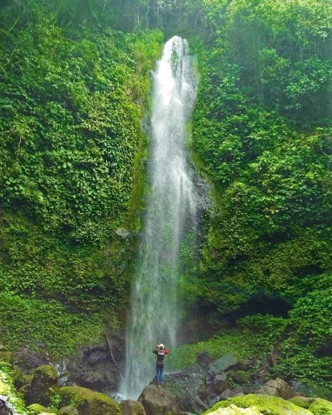 Posko Air Terjun Satu Hati via IG @fiqrifadia02, 1. Air Terjun Tanjung Raja, 2. Danau Linting, 3. Gua dan Air Panas Penen, 4. Air Terjun Terunggang, 5. Armaya Wisata Alam, 6. Pantai Salju, 7. Taman The Le Hu Garden, 8. Dusun Kreatif Deli Serdang, 9. Siba Island, 10. Waterpark Bima Utomo Internasional, 11. Wisata Green Hill City Sibolangit, 12. Air Terjun Sampuren Putih, 13. Air Terjun Pelangi Indah, 14. Taman Buah Lubuk Pakam, 15. Air Terjun dan Lembah Loknya, 16. Air Terjun Betala, 17. Air Terjun Dua Warna, 18. Kolam Dewi, 19. Posko Air Terjun Satu Hati, 20. Vihara Vimalakirti, 21. Bumi Perkemahan Pramuka Sibolangit, 22. Tugu Pramuka, 23. Hillpark Sibolangit, 24. Pemandian Alam Karomah, 25. Pemandian Alam Mitra, 26. Training Center Sayum Sabah, 27. Pemandian Alam Tirta Sayum Sabah, 28. T Garden, 29. Hairos Waterpark, 30. Kampung Ladang Outbound, 31. Kota Wisata Jaharun Center, 32. Pemandian Alam Sini Suka Sibiru – biru, 33. Air Terjun Sampuren Putih, 34. Negeri Suah, 35. Kemegahan Bandara Kuala Namu, 36. Martabe Sejahtera Golf Club, 37. Pemandian Alam Lau Sigembur, 38. Taman Rekreasi Dewi Sibolangit, 39. Taman Pramuka, 40. Pantai Muara Indah, 41. Maha Vihara Maitreya, 42. Menikmati Kuliner Bagan Percut