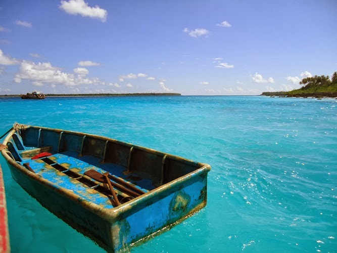 Pulau Herunga - tempat wisata di Nias Barat, 1. Pulau Bogi, 2. Pulau Hamatula, 3. Pulau Hinako, 4. Pulau Asu, 5. Pulau Sirombu, 6. Pantai Ture, 7. Pantai Fadaya, 8. Pantai Fari’i, 9. Pantai Gu’u, 10. Pantai Wazi, 11. Pantai Valaete, 12. Desa Bawomataluo, 13. Desa Lolozirugi, 14. Museum Pusaka Nias, 15. Air Terjun Luaha Ndroi, 16. Batu Megalit , 17. Pulau Herunga, 18. Pulau Imana, 19. Pulau Bawa, 20. Pulau Langu, 21. Desa Sisarahili