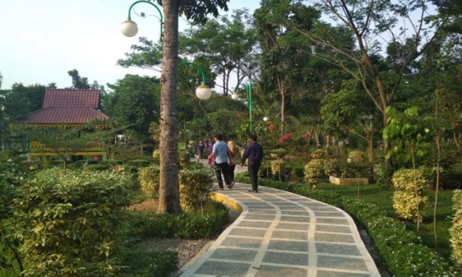 Taman Pramuka via Medanmerdeka - Tempat Wisata Di Deli Serdang, 1. Air Terjun Tanjung Raja, 2. Danau Linting, 3. Gua dan Air Panas Penen, 4. Air Terjun Terunggang, 5. Armaya Wisata Alam, 6. Pantai Salju, 7. Taman The Le Hu Garden, 8. Dusun Kreatif Deli Serdang, 9. Siba Island, 10. Waterpark Bima Utomo Internasional, 11. Wisata Green Hill City Sibolangit, 12. Air Terjun Sampuren Putih, 13. Air Terjun Pelangi Indah, 14. Taman Buah Lubuk Pakam, 15. Air Terjun dan Lembah Loknya, 16. Air Terjun Betala, 17. Air Terjun Dua Warna, 18. Kolam Dewi, 19. Posko Air Terjun Satu Hati, 20. Vihara Vimalakirti, 21. Bumi Perkemahan Pramuka Sibolangit, 22. Tugu Pramuka, 23. Hillpark Sibolangit, 24. Pemandian Alam Karomah, 25. Pemandian Alam Mitra, 26. Training Center Sayum Sabah, 27. Pemandian Alam Tirta Sayum Sabah, 28. T Garden, 29. Hairos Waterpark, 30. Kampung Ladang Outbound, 31. Kota Wisata Jaharun Center, 32. Pemandian Alam Sini Suka Sibiru – biru, 33. Air Terjun Sampuren Putih, 34. Negeri Suah, 35. Kemegahan Bandara Kuala Namu, 36. Martabe Sejahtera Golf Club, 37. Pemandian Alam Lau Sigembur, 38. Taman Rekreasi Dewi Sibolangit, 39. Taman Pramuka, 40. Pantai Muara Indah, 41. Maha Vihara Maitreya, 42. Menikmati Kuliner Bagan Percut