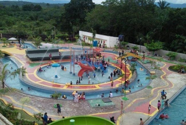 Waterboom Gunung Tua Paluta - tempat wisata di Padang Lawas, 1. Danau Tao, 2. Batu Kapur Paranginan, 3. Air Terjun Siranap, 4. Aek Siraisan, 5. Aek Milas Paringgonan Sibuhuan, 6. Air Terjun Katobung, 7. Desa Bangun Purba, 8. Pasar Sibuhuan, 9. Candi Bahal, 10. Candi Tandihat, 11. Candi Sipamutung, 12. Danau Gayambang, 13. Waterboom Gunung Tua Paluta, 14. Candi Sangkilon, 15. Bendungan Janjimanahan Sil, 16. Aek Hapung, 17. Danau Tasik, 18. Parmata Sapihak, 19. Hutan Lindung Sosopan