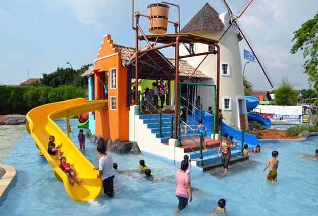 Amsterdam Waterpark, 1. Citra Raya Waterworld, 2. Kolam Renang Bali View, 3. Ocean Park, 4. Dasana Xenter Waterpark (DX Waterpark), 5. Amsterdam Waterpark, 6. Batavia Splash Water Adventure, 7. Aladin Aquaplay Karawaci, 8. Fun Park Waterboom, 9. Kolam Renang Situ Gintung, 10. Kolam Renang Modern Tirtamas, 11. Marcopolo Waterpark (Marcopolo Water Adventure), 12. Saiji Water Park (Tutup), 13. Newtown Waterpark, 14. Aryana Aquaplay Kolam Renang Waterpark, 15. Duta Garden Sport Center, 16. Swimming Pool BSD City, 17. Kolam Renang Permata Bintaro Club House, 18. Familia Club House, 19. Kolam Renang Taman Rempoa Indah, 20. Tigaraksa Waterboom, 21. Puri Beta Swimming Pool