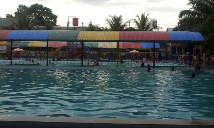 Bayu Lagoon via Foursquare - tempat wisata di Tebing Tinggi, 1. Waterpark Gundaling Paya Pasir, 2. Taman Kota Tebing Tinggi, 3. Bah Bolon Arung Jeram, 4. Taman Revolusi Mental, 5. Taman Edukasi, 6. Istana Negeri Padang, 7. Tugu Wahana Tata Nugraha, 8. Green Hill, 9. Museum Kota Tebing Tinggi, 10. Bendungan Sei Padang, 11. Ramadhan Fair Kecamatan Rambutan, 12. Kolam Pancing Padang Merbau, 13. Pemandian Lubuk Indah, 14. Masjid Raya Nur Addin, 15. Perpustakaan Kota Tebing Tinggi, 16. Lapangan Sri Mersing, 17. Tugu Peringatan 13 Desember 1945, 18. Bayu Lagoon