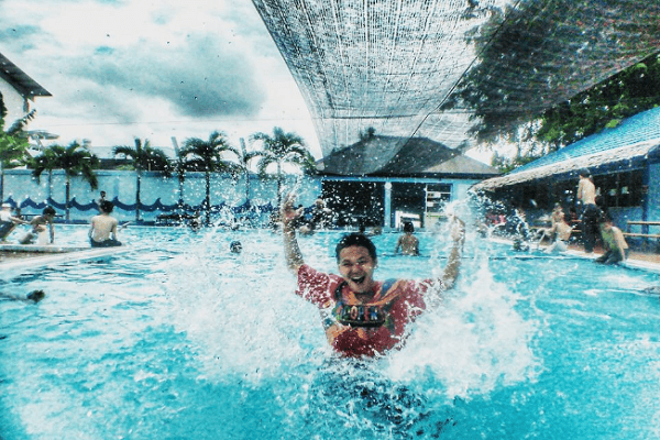 1. Waterpark Top 100 Batu Aji, 2. Kolam Renang Palm Spring, 3. Kolam Renang Yonif, 4. Kolam Renang Harris Resort Batam Waterfront, 5. Kolam Renang Turi Beach Resort, 6. Kolam Renang Montigo Resort Batam, 7. Waterpark Ocarina, 8. Waterpark Taman Dutamas, 9. Kolam Renang Sukajadi, 10. Kolam Renang Harmoni One Convention Hotel, 11. Kolam Renang Puri Selebriti, 12. Batam Water Park, 13. Waterboom Dreamland, 14. Kolam Renang Shangri-La Swimming Pool Batam, 15. Kolam Renang Orchid Park Batam, 16. Pool A Central Batam, 17. Costarica Club House, 18. Kolam Renang Harapan Utama Swimming Pool, 19. Kolam Renang G Club Royal Grande, 20. Kolam Renang KDA, 21. Club House Tunas Regency, 22. Kolam Renang Purimas Residence, 23. Kolam Renang Taman Lestari, 24. Kolam Renang Family Park Batam, 25. Beverly Swimming Pool, 26. Kolam Renang Perum Marbella