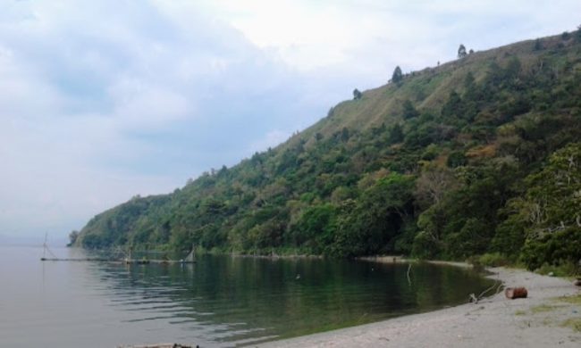 Pantai Pakkodian via Tobasamosirkab - tempat wisata di Toba Samosir, 1. Bukit Tara Bunga, 2. Pantai Bul – Bul, 3. Air Terjun Simanimbo, 4. Air Terjun Situmurun, 5. Pantai Meat, 6. Jembatan Gantung Tornagodang, 7. Pantai Pakkodian, 8. Puncak Pakkodian, 9. Air Terjun Sialogo, 10. Sungai Saragi, 11. Bukit Paropo, 12. Air Terjun Natumika, 13. Gunung Pangulubao, 14. Bukit Pahoda, 15. Bukit Senyum, 16. Air Terjun Siboruon, 17. Gua Aek Buangan, 18. Pasar Balige, 19. Pasir Putih Parbaba, 20. Air Terjun Sigura – gura, 21. Museum TB Silalahi Center, 22. Monumen Raja Sonakmalela, 23. Pantai Agadon, 24. Taman Eden 100, 25. Bukit Dolok Tolong, 26. Tugu DI Panjaitan