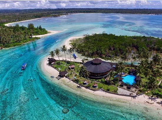 Pulau Silabu, 1. Pantai Pokai, 2. Pantai Siruso, 3. Pantai Katiet Bosua, 4. Pantai Awera, 5. Pulau Siberut, 6. Pulau Sipora, 7. Pulau Pagai, 8. Air Terjun Bat Soumang, 9. Danau Rua Oinan, 10. Air Terjun Kulu Kubuk, 11. Pantai Nyanyang, 12. Dermaga Tuapeijat, 13. Pantai Jati, 14. Air Terjun Pujujurung, 15. Taman Patung Sikerei, 16. Pantai Mapadeggat, 17. Pulau Umat Siteu, 18. Teluk Sibigeu, 19. Pulau Silabu, 20. Pantai Aloita, 21. Pantai Sioban, 22. Pulau Pittoijat, 23. Goa Pamintaijat, 24. Pulau Karamajat, 25. Pulau Bakkat Menuang, 26. Wavepark Resort, 27. Pitstop Hill Mentawai