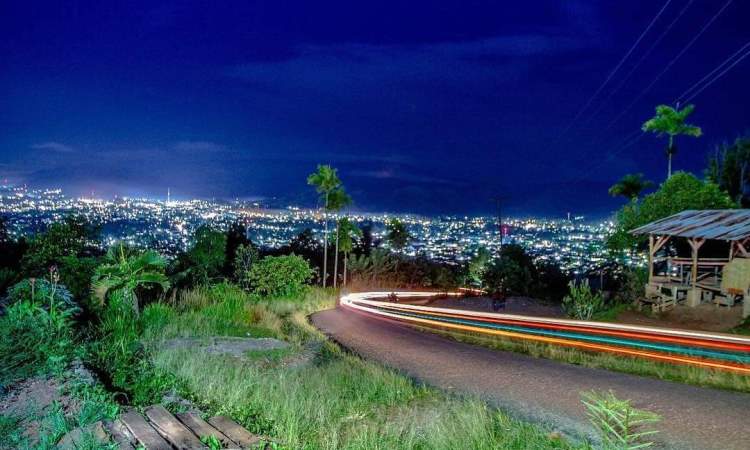 Simarsayang via Lassernewstoday - Tempat wisata di padang sidempuan, 1. Air Terjun Napa, 2. Air Terjun Silima – lima, 3. Danau Siais Batangtoru, 4. Istana Raja Najunggal, 5. Danau Tao, 6. Aek Sijorni, 7. Barumun Sanctuary Wild Life, 8. Kebun Bunga Matahari Batang Bahal, 9. Sampuraga, 10. Jalan Baru Padang Sidempuan, 11. Rumah Kaca Panyabungan, 12. Sibio – bio, 13. Tugu Salak, 14. Simarsayang, 15. Perkebunan Buah Naga, 16. Puncak JB Padangsidimpuan, 17. Sipenggeng Rock, 18. Goa Sayur Matinggi