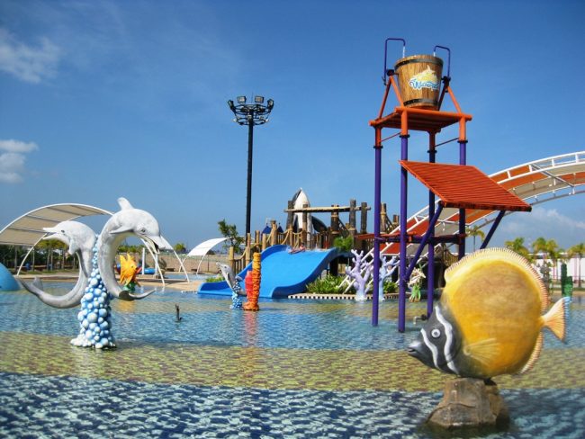 Waterpark Ocarina, 1. Waterpark Top 100 Batu Aji, 2. Kolam Renang Palm Spring, 3. Kolam Renang Yonif, 4. Kolam Renang Harris Resort Batam Waterfront, 5. Kolam Renang Turi Beach Resort, 6. Kolam Renang Montigo Resort Batam, 7. Waterpark Ocarina, 8. Waterpark Taman Dutamas, 9. Kolam Renang Sukajadi, 10. Kolam Renang Harmoni One Convention Hotel, 11. Kolam Renang Puri Selebriti, 12. Batam Water Park, 13. Waterboom Dreamland, 14. Kolam Renang Shangri-La Swimming Pool Batam, 15. Kolam Renang Orchid Park Batam, 16. Pool A Central Batam, 17. Costarica Club House, 18. Kolam Renang Harapan Utama Swimming Pool, 19. Kolam Renang G Club Royal Grande, 20. Kolam Renang KDA, 21. Club House Tunas Regency, 22. Kolam Renang Purimas Residence, 23. Kolam Renang Taman Lestari, 24. Kolam Renang Family Park Batam, 25. Beverly Swimming Pool, 26. Kolam Renang Perum Marbella