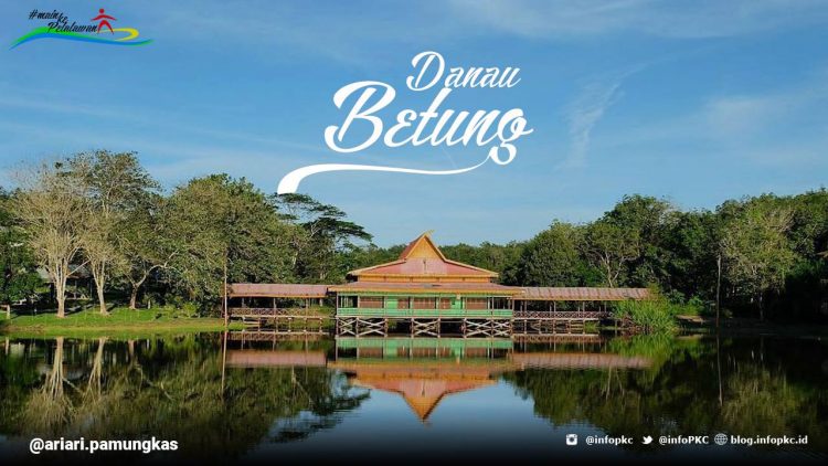 Danau Wisata Betung via Infopkc, 1. Istana Sayap Pelalawan, 2. Danau Wisata Betung, 3. Danau Tajwid (Kajuit), 4. Ombak Bono, 5. Suaka Margasatwa Kerumutan, 6. Taman Publik Kreatif, 7. Taman Nasional Tesso Nilo, 8. Tugu Equator Pelalawan, 9. Makam Sultan Mahmud Syah 1, 10. Masjid Agung Pelalawan, 11. Tanjung Putus, 12. Masjid Agung Ulul Azmi, 13. Pantai Ogis, 14. Grand Waterpark Pangkalan Kerinci, 15. Pantai Kute Kerinci, 16. Air Panas Pangkalan Lesung