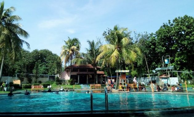 Kolam Renang Griya Tugu Asri via Infocilangkap, 1. Kolam Renang Paragon Depok, 2. Kolam Renang Tirta Ria, 3. Waterpark Ceria Depok, 4. Waterpark Tirta Sari, 5. Kolam Renang Griya Tugu Asri, 6. Aladin Depok Fantasi Waterpark, 7. Khodijah Muslimah Center, 8. Gema Pesona Country Club, 9. Kolam Renang Wisma Makara UI, 10. Kolam Renang Putri Duyung, 11. Kolam Renang Bumi Wiyata, 12. Aquatic Fantasy Telaga Golf, 13. Taman Wisata Pasir Putih, 14. Pondok Zidane