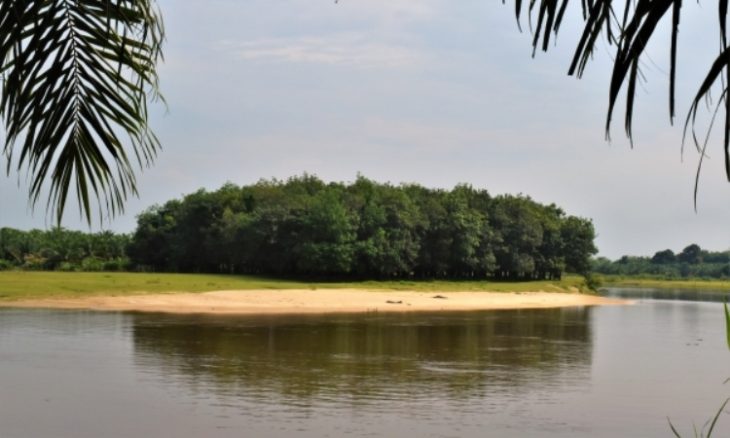 Teluk Jering via Riaugoid, 1. Puncak Kompe, 2. Lubang Kolam Kampar, 3. Teluk Jering, 4. Bukit Naang Bangkinang, 5. Rimbang Baling, 6. Sungai Hijau, 7. Sungai Gulamo, Green Canyon Riau, 8. Air Terjun Batang Kapas, 9. Desa Buluh Cina, 10. Pulau Cinta, 11. Air Terjun Panisan, 12. Ulu Kasok, 13. Puncak Mahligai Indah, 14. Rumah Lontiok, 15. Hutan Pinus Kampar, 16. Puncak Pukatan, 17. Taman Agro Nadin, 18. Stanum Bangkinang, 19. Waduk Koto Panjang, 20. Taman Bunga Eceng Gondok, 21. Jembatan Water Front City Bangkinang, 22. Candi Muara Takus, 23. Air Terjun Batu Dinding