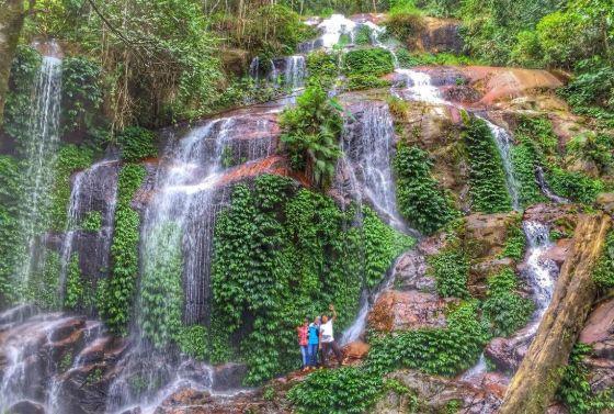 Air Terjun Talang Kemulun, 1. Air Terjun Pancuran Rayo, 2. Danau Kaco, 3. Perkebunan Teh Kayu Aro, 4. Puncak Rindu Kayu Aro (Tutup), 5. Air Panas Semurup, 6. Goa Kasah, 7. Danau Kerinci, 8. Gunung Kerinci, 9. Rawa Bento, 10. Air Terjun Talang Kemulun, 11. Danau Gunung Tujuh, 12. Danau Lingkat