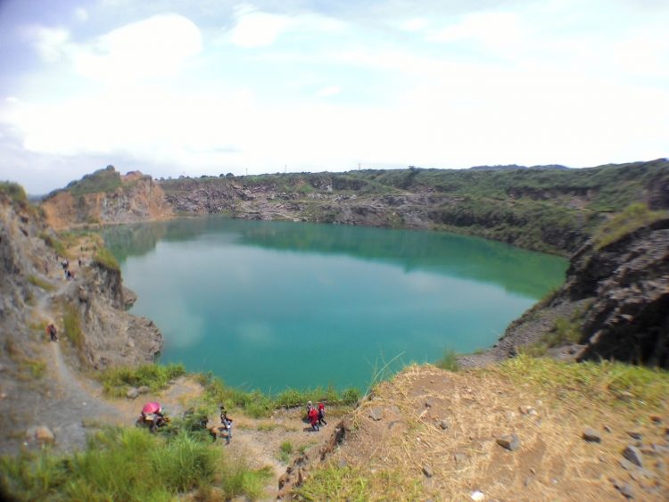 Danau Letang Jaya, 1. Taman Payung, 2. Taman Bunga Talang Bukit, 3. Bukit Ilalang, 4. Sungai Batanghari, 5. Taman Remaja Tembesi, 6. Danau Puri Indah, 7. Pasar Muara Tembesi, 8. Lapangan Garuda, 9. Puri Rimbo Bulian, 10. Tugu Tapah Malenggang Batanghari, 11. Danau Biru, 12. Danau Ugo, 13. Kembang Langit, 14. Bukit Cinta Danau Embat, 15. Taman Wisata Sungai Bujang, 16. Danau Letang Jaya