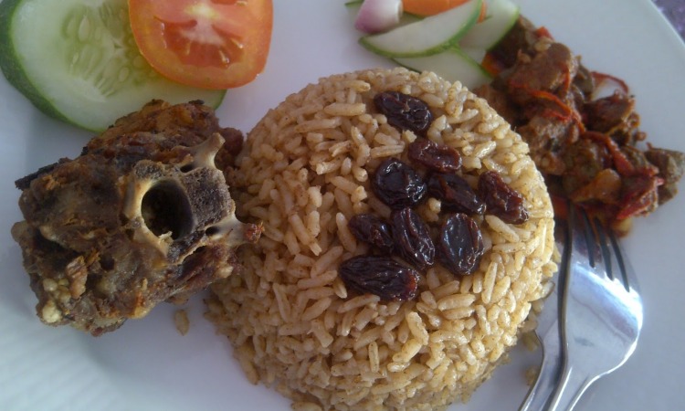 Resto Al Mumtaz, 1. Warung Nasi Jamblang Ibu Nur, 2. Empal Gentong H. Apud Pusat, 3. Nasi Jamblang Mang Dul, 4. Restoran Klapa Manis, 5. Urban Chicken, 6. Rumah Makan Ayam Goreng Bahagia 71 Hj.Sunarti, 7. H. Moel Seafood Pusat Cirebon, 8. Nasi Lengko Haji Barno, 9. Lombok Idjo Cirebon, 10. Warung Bubur M Thoha, 11. Salt Sunda &amp; Seafood, 12. Kampung Kecil Cirebon, 13. CHENG HO RESTO, 14. Pedesan Entog Mas Nana Megu Gede, 15. Restoran Marina, 16. Mie Petruk, 17. Rumah Makan Nelayan Jaya, 18. Resto Batik Chicken, 19. RM. Karunia Jaya Kartini, 20. Nasi Kuning Pekalangan, 21. Gado-Gado Ayam Mang Djum, 22. Resto Al Mumtaz, 23. Gokana Ramen &amp; Teppan CSB Mall, 24. Sate Kalong (Kerbau) Bpk. Karyadi, 25. Arirang Korean Restoran, 26. Mie Koclok “Mang Sam” Pekiringan, 27. Tahu Gejrot Pak Wardi, 28. Raja Dimsum