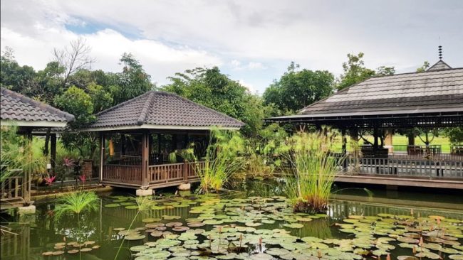 Rumah Makan Kampung Empang via BUsiness site