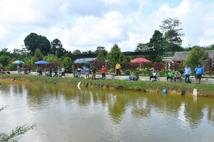 Taman Wisata Sungai Bujang via Thejambitimes, 1. Taman Payung, 2. Taman Bunga Talang Bukit, 3. Bukit Ilalang, 4. Sungai Batanghari, 5. Taman Remaja Tembesi, 6. Danau Puri Indah, 7. Pasar Muara Tembesi, 8. Lapangan Garuda, 9. Puri Rimbo Bulian, 10. Tugu Tapah Malenggang Batanghari, 11. Danau Biru, 12. Danau Ugo, 13. Kembang Langit, 14. Bukit Cinta Danau Embat, 15. Taman Wisata Sungai Bujang, 16. Danau Letang Jaya