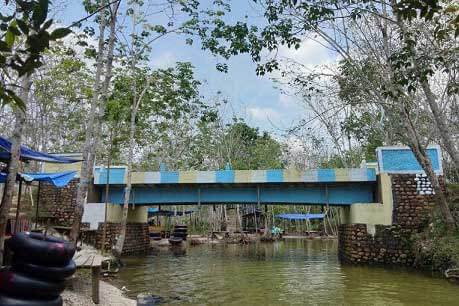 Wisata Sungai Batu Putih via Jei Anggiriestu, 1. Taman Nasional Bukit Duabelas, 2. Wisata Bukit Tembulun, 3. Air Terjun Tujuh Tingkat, 4. Air Terjun Batu Empang, 5. Bukit Tempurung Garden, 6. Gua Culau Petak, 7. Dam Jernih dan Air Terjun Talun Dua, 8. Wisata Air Di Batang Asai, 9. Danau Biru, 10. Jembatan Beatrix, 11. Taman Tepian Cik Minah, 12. Bukit Suban Spi, 13. Bukit Bulan, 14. Air Terjun Narso, 15. Danau Kaco, 16. Bukit Temukan, 17. ABC Waterpark, 18. Bukit Seruling, 19. Wisata Sungai Batu Putih, 20. Air Terjun Seluro, 21. Kali Anyep