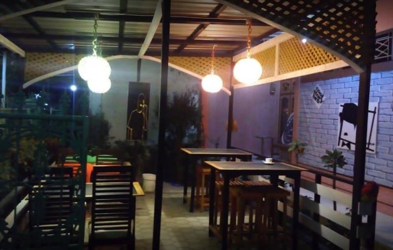 Dapur Bunda, 1. Pesona Laut Pantura, 2. Rumah Mertua Indramayu, 3. RM Taman Selera, 4. Ikan Bakar Resto Mina Ayu, 5. Panorama Restaurant, 6. RM Saung Song, 7. RM HJ Nuryami, 8. Ikan Bakar Perdut, 9. Sambel Layah Indramayu, 10. Bebek Keraton, 11. RM Sekar Wangi, 12. Resto Empal Gentong Bang Mamat, 13. Ayam Penyet Khas Surabaya Indramayu, 14. RM Indorasa, 15. Seafood El Shaddai, 16. Sambel Lada, 17. Mango Junction, 18. Dapur Bunda, 19. EMPAL GENTONG H MANG MUK, 20. RUMAH MAKAN CIMANUK, 21. RUMAH MAKAN IBU SEHA