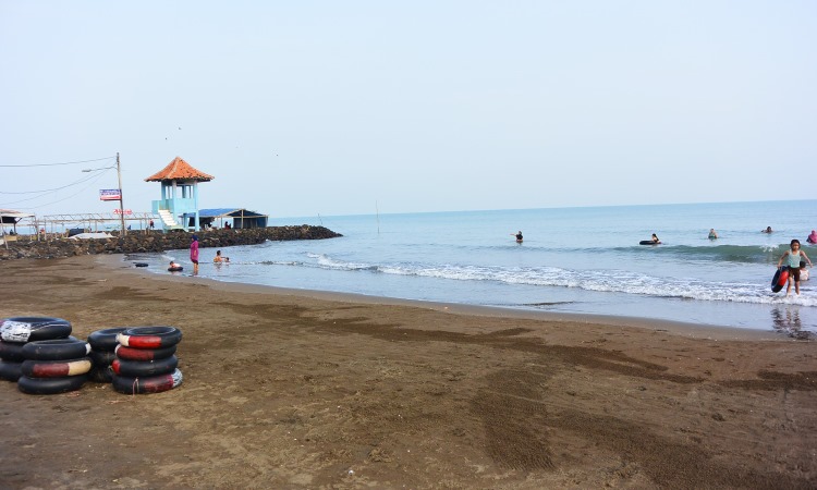 Pantai Pondok Bali via Armitafibri, 1. Pantai Pananjung, 2. Pantai Lembah Putri, 3. Pantai Pangandaran, 4. Pantai Karang Nini, 5. Pantai Batu Hiu, 6. Pantai Karapyak, 7. Pantai Cijayana, 8. Pantai Citepus, 9. Pantai Sayangheulang, 10. Pantai Tirtamaya, 11. Pantai Santolo, 12. Pantai Pelabuhan Ratu, 13. Pantai Pondok Bali, 14. Pantai Ujung Genteng, 15. Pantai Cicalobak, 16. Pantai Pasir Putih, 17. Pantai Cirewang, 18. Pantai Patimban, 19. Pantai Karang Hawu, 20. Pantai Rancabuaya, 21. Pantai Batukaras, 22. Pantai Cijeruk, 23. Pantai Madasari, 24. Pantai Karang Tawulan, 25. Pantai Sindangkerta