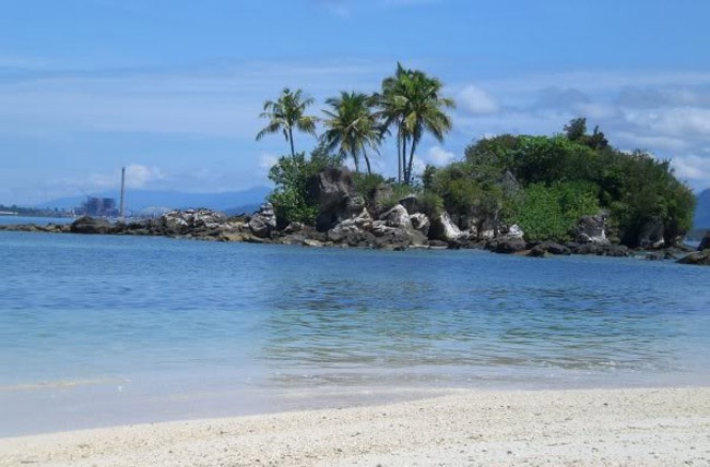 Pulau Sarudik, 1. Pulau Pasir Putih Sibolga, 2. Pantai Ujung Sibolga, 3. Pulau Mursala, 4. Pantai Pandan, 5. Pulau Poncang, 6. Pantai Indah Kalangan, 7. Pulau Putri Sibolga, 8. Pulau Poncan Ketek, 9. Pulau Sarudik, 10. Pulau Bangke, 11. Pantai Pelabuhan Lama Sibolga, 12. Pantai Sibolga Kota Ikan, 13. Pulau Poncang Gadang