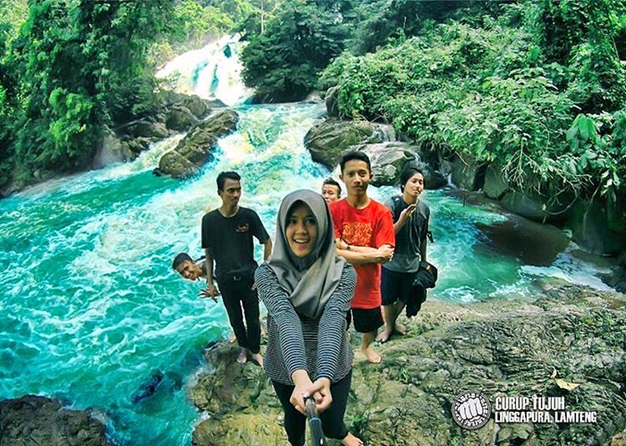 Air Terjun Tujuh Marga Jaya via IG @keluyuran_id, 1. Air Terjun Talang Ogan, 2. Air Terjun Putri Malu, 3. Air Terjun Ciupang, 4. Air Terjun Batu Putu, 5. Air Terjun Way Tayas, 6. Air Terjun Way Lalaan, 7. Air Terjun Lembah Pelangi, 8. Air Terjun Batu Lapis, 9. Air Terjun Tujuh Marga Jaya, 10. Air Terjun Tujuh Tingkat, 11. Air Terjun Gangsa, 12. Air Terjun Rejosari, 13. Air Terjun Sinar Tiga, 14. Air Terjun Lestari, 15. Air Terjun Bakoman, 16. Air Terjun Tanah Longsor, 17. Air Terjun Penantian, 18. Air Terjun Talang Kenyanguan, 19. Air Terjun Kota Batu