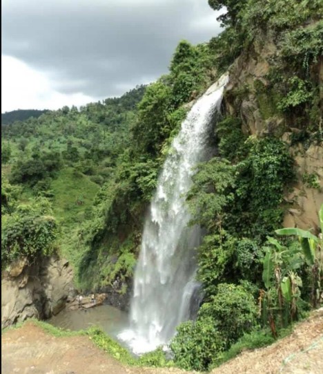 Curug Bojong Koneng via Elvanmind.blogspotcom, 1. Curug Leuwi Hejo, 2. Curug Leuwi Lieuk, 3. Curug Leuwi Cepet, 4. Curug Cibaliung, 5. Curug Bojong Koneng, 6. Curug Kalimata, 7. Curug Bidadari Sentul, 8. Curug Barong, 9. Curug Ciburial, 10. Curug Kencana, 11. Curug Kembar, 12. Curug Cikuluwung, 13. Curug Hordeng, 14. Curug Zigzag, 15. Curug Nangka, 16. Curug Love, 18. Curug Goa Lumut, 19. Curug Batu Gede, 20. Curug Balong Endah, 21. Curug Cipeuteuy, 22. Curug Cariu, 23. Curug Ciherang, 24. Curug Cipamingkis