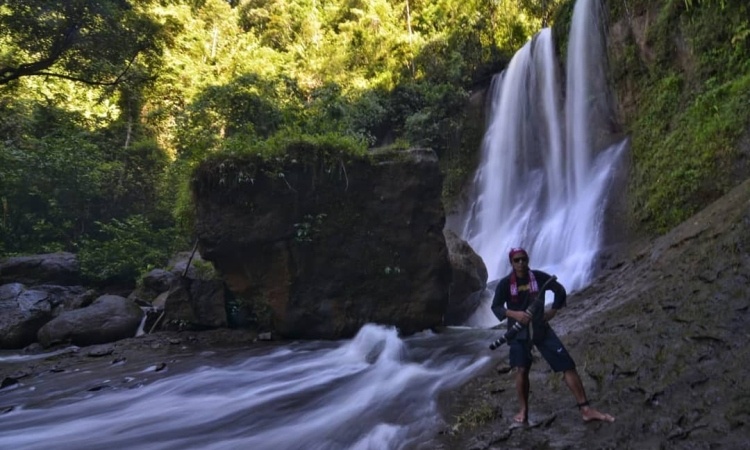 Curug Walanda via Senengpiknik, 1. Curug Cisampay, 2. Curug Aki Toto, 3. Curug Walanda, 4. Curug Kemang, 5. Curug Ngebul, 6. Curug Dengdeng, 7. Curug Ciastana, 8. Curug Cijampang, 9. Curug Kubang, 10. Curug Cibule, 11. Curug Dadali, 12. Curug Siuh, 13. Curug Citambur, 14. Curug Ciismun, 15. Curug Cibeureum, 16. Curug Cikondang, 17. Curug Cibogo, 18. Curug Pancur Desa Kemang