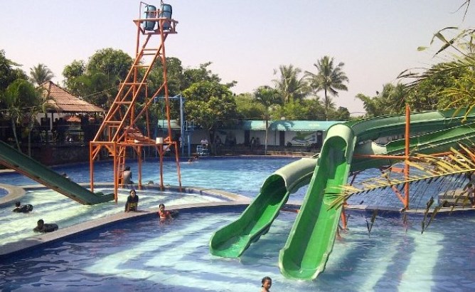 Kolam Renang GOR Bayu Jangari Cianjur, 1. Cianjur City Park, 2. TAMAN PRAWATASARI, 3. The Jhon’s Cianjur Aquatic Resort, 4. The Bagelen Son Cianjur, 5. Kolam Renang Tias Wisata Rancagoong, 6. Kolam Renang Bravo Camp Ground, 7. Kolam Renang Big Ben Waterpark, 8. Kolam Renang Bukit Kalimaya Indah, 9. Kolam Renang GOR Bayu Jangari, 10. Bris Waterpark, 11. Kolam Renang Panorama Jangari, 12. Kolam Renang Kota Bunga, 13. Kolam Renang The Queen, 14. Kolam Renang BCNY, 15. Kolam Renang Cirumput, 16. Kolam Renang Tirta Braja, 17. Cianjur Asri Water Park, 18. Kolam Renang DJ Family Cimuti, 19. Kolam Renang Elshafah