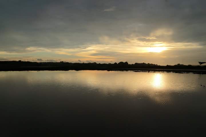Pantai Ciwidig via Arocki, 1. Pantai Apra, 2. Pantai Jayanti, 3. Pelabuhan Jayanti, 4. Pantai Cigebang, 5. Pantai Karang Potong  , 6. Pantai Sereg, 7. Pantai Ciwidig, 8. Pantai Agrabinta, 9. Pantai Cipanglay, 10. Pantai Batu Kukumbung, 11. Pantai Sarongge, 12. Pantai Cieurih, 13. Pantai Sindangbarang, 14. Pantai Lugina, 15. Ciujung Beach, 16. Pantai Rancabuaya, 17. Muara Cisela, 18. Pantai Maleber