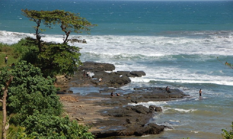 Pantai Rancabuaya via Bisnis Wisata, 1. Pantai Apra, 2. Pantai Jayanti, 3. Pelabuhan Jayanti, 4. Pantai Cigebang, 5. Pantai Karang Potong  , 6. Pantai Sereg, 7. Pantai Ciwidig, 8. Pantai Agrabinta, 9. Pantai Cipanglay, 10. Pantai Batu Kukumbung, 11. Pantai Sarongge, 12. Pantai Cieurih, 13. Pantai Sindangbarang, 14. Pantai Lugina, 15. Ciujung Beach, 16. Pantai Rancabuaya, 17. Muara Cisela, 18. Pantai Maleber