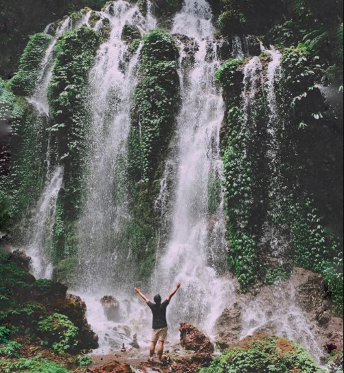 Air Terjun Banyu Wana Amertha via Ig @adikabayoe, 1. Air Terjun Aling Aling, 2. Air Terjun Banyumala, 3. Air Terjun Goa Rang Reng, 4. Air Terjun Leke Leke, 5. Air Terjun Tukad Cepung, 6. Air Terjun Tegenungan, 7. Air Terjun Kanto Lampo, 8. Air Terjun Wana Ayu, 9. Air Terjun Nungnung, 10. Air Terjun Sekumpul, 11. Air Terjun Gitgit, 12. Air Terjun Banyu Wana Amertha, 13. Air Terjun Peguyangan, 14. Air Terjun Tibumana, 15. Air Terjun Tembok Barak, 16. Air Terjun Cemara, 17. Air Terjun Jembong, 18. Air Terjun Munduk, 19. Air Terjun Melanting, 20. Air Terjun Dusun Kuning, 21. Air Terjun Kroya, 22. Air Terjun Pantai Melasti, Tanah Lot, 23. Air Terjun Yeh Mempeh, 24. Air Terjun Blemantung, 25. Air Terjun Lemukih, 26.  Air Terjun Carat, 27. Air Terjun Juwuk Manis, 28. Air terjun Bunutin, 29. Air Terjun Colek Pamor, 30. Air terjun Yeh Mampeh