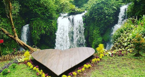 Air Terjun Curug Jenggala Foto by Wawan Triwibowo